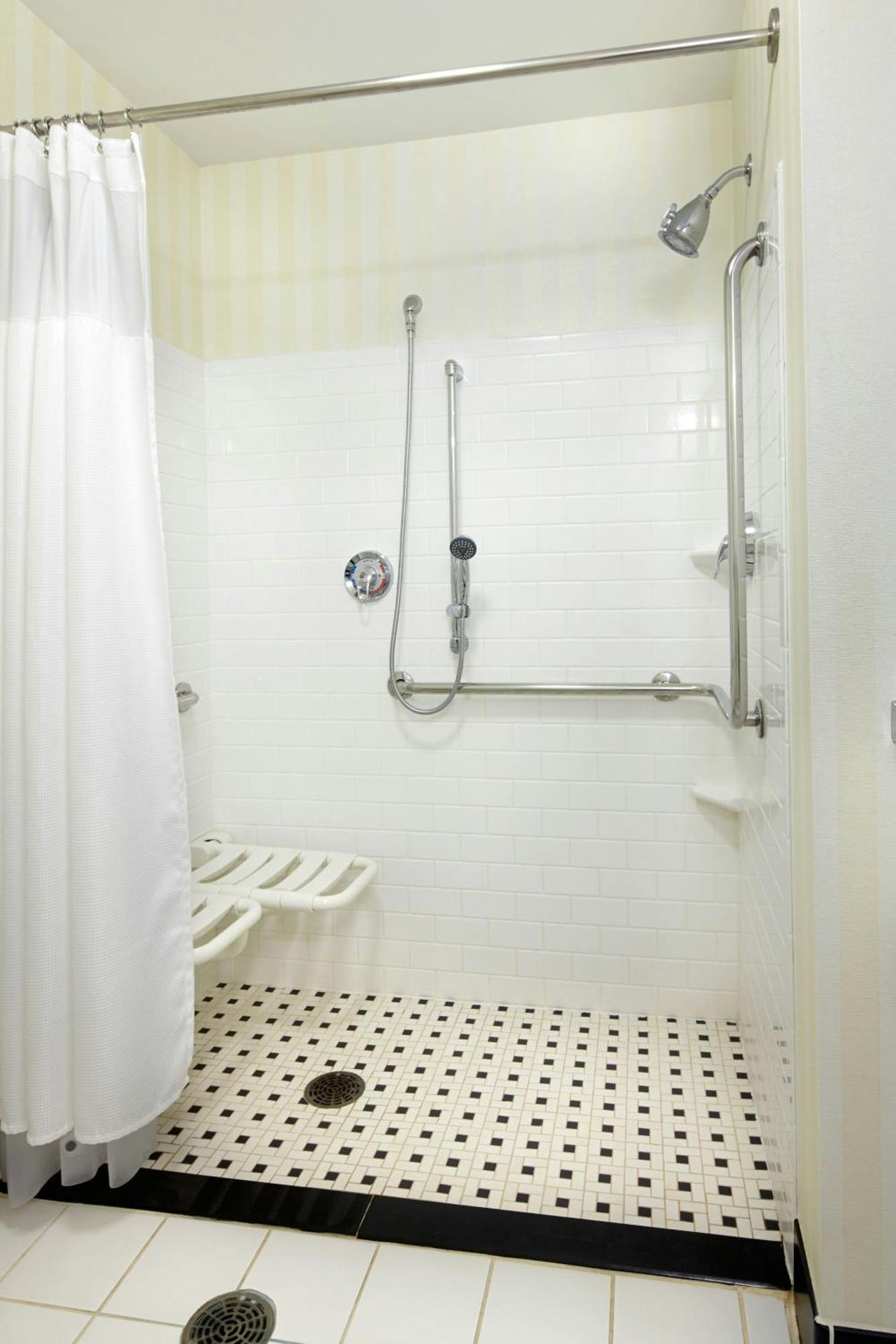Fairfield Inn & Suites Pittsburgh Neville Island Робинсон-Тауншип Экстерьер фото